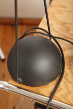 Czarna matowa jednopunktowa metalowa lampa biurkowa "Meridiana" z ruchomym ramieniem i kloszem, projekt Paolo Piva dla Stefano Cevoli, Włochy, wzór z 1983 roku - obrazek 48