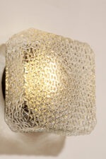 Szklany masywny fakturowy przeźroczysto lodowy kwadratowy jednopunktowy kinkiet/lampa ścienna z czarnym uchwytem z tworzywa, RZB (Rudolf Zimmermann Bamberg) Leuchten, Niemcy, lata 70. - obrazek 6