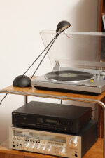 Czarna matowa jednopunktowa metalowa lampa biurkowa "Meridiana" z ruchomym ramieniem i kloszem, projekt Paolo Piva dla Stefano Cevoli, Włochy, wzór z 1983 roku - obrazek 6