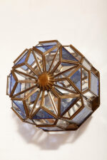 Szklany jednopunktowy witrażowy ręcznie wykonany kinkiet/plafon/lampa ścienna na miedzianej konstrukcji, Hiszpania, 2003 rok - obrazek 16
