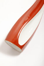 Porcelanowy brązowo-biały wazon "Kręcony" na pojedynczy kwiatek, ręcznie malowanym z ażurowym prześwitem, Polish New Look, Zakłady Porcelany Stołowej Ćmielów, lata 60. - obrazek 19