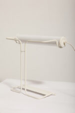 Biała duża jednopunktowa metalowa industrialna lampa biurkowa ze zdejmowanym kloszem z jarzeniówką, Woja Holland, Holandia, lata 80. - obrazek 24