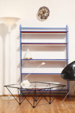 Kwadratowy stolik kawowy na metalowej czarnej konstrukcji ze szklanym przeźroczystym hartowanym blatem w stylu "Alanda" projektu Paolo Piva dla B&B Italia, lata 80. - obrazek 35