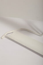 Biała duża jednopunktowa metalowa industrialna lampa biurkowa ze zdejmowanym kloszem z jarzeniówką, Woja Holland, Holandia, lata 80. - obrazek 39