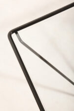 Kwadratowy stolik kawowy na metalowej czarnej konstrukcji ze szklanym przeźroczystym hartowanym blatem w stylu "Alanda" projektu Paolo Piva dla B&B Italia, lata 80. - obrazek 49