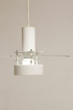 Metalowa jednopunktowa biała lampa wisząca/sufitowa z przeźroczystym okręgiem z pleksiglasu, HORN, typ 740, Dania, lata 70/80. - obrazek 7