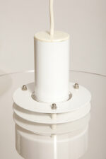 Metalowa jednopunktowa biała lampa wisząca/sufitowa z przeźroczystym okręgiem z pleksiglasu, HORN, typ 740, Dania, lata 70/80. - obrazek 8