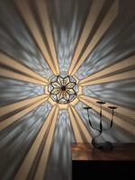 Szklany jednopunktowy witrażowy ręcznie wykonany kinkiet/plafon/lampa ścienna na miedzianej konstrukcji, Hiszpania, 2003 rok - obrazek 13