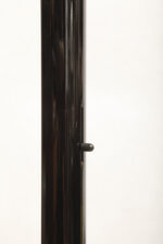 Smukła wysoka metalowa minimalistyczna, jednopunktowa, świecąca do góry postmodernistyczna cała czarna lampa podłogowa ze ściemniaczem "Ignazio", Gianfranco Frattini dla Luci illuminazione (Lucitalia), Włochy, wzór z 1979 roku - obrazek 19