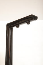 Smukła wysoka metalowa minimalistyczna, jednopunktowa, świecąca do góry postmodernistyczna cała czarna lampa podłogowa ze ściemniaczem "Ignazio", Gianfranco Frattini dla Luci illuminazione (Lucitalia), Włochy, wzór z 1979 roku - obrazek 9