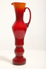 Wysoka (40 cm) szklana czerwono-pomarańczowa amfora, projekt Jarosław Gołdyn, Huta Szkła Gospodarczego "Sudety" w Szczytnej Śląskiej, Polska, lata 70. - obrazek 4