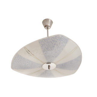Mlecznobiało-niebieska trójkątna trzypunktowa lampa sufitowa „Parasolka” ze złoceniami, Napako, Czechosłowacja, lata 60.