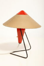 Metalowa minimalistyczna czerwono-czarna jednopunktowa lampa biurkowa/nocna/ścienna "Chińska" z ruchomym klosze w kształcie chińskiego kapelusza, Helena Frantová dla Kolo, Czechosłowacja, wzór z 1953 roku - obrazek 4