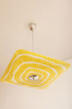 Żółto-biała kwadratowa szklana trzypunktowa lampa sufitowa „Parasolka” z geometrycznym wzorem, Napako, Czechosłowacja, lata 60. - obrazek 10
