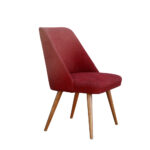 Niskie czerwone tapicerowane "kawowe" krzesło kubełkowe na drewnianych toczonych nogach, Mid Century Modern, projekt Walther Ruhland, Niemcy, lata 50/60.