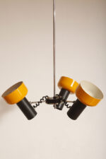 Trzypunktowa metalowa lampa wisząca/sufitowa ruchomymi żółtymi kloszami, projekt Josef Hůrka dla Napako, Czechosłowacja, lata 60. - obrazek 6
